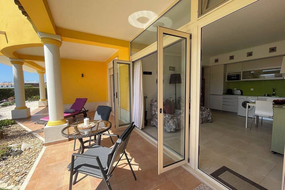 Foto 12 von 25: Sehr gemütliche Wohnung in Lagos am Strand Porto de Mos