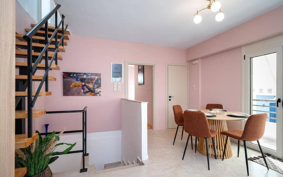 Foto 7 von 56: Two-Bedroom Apartment
