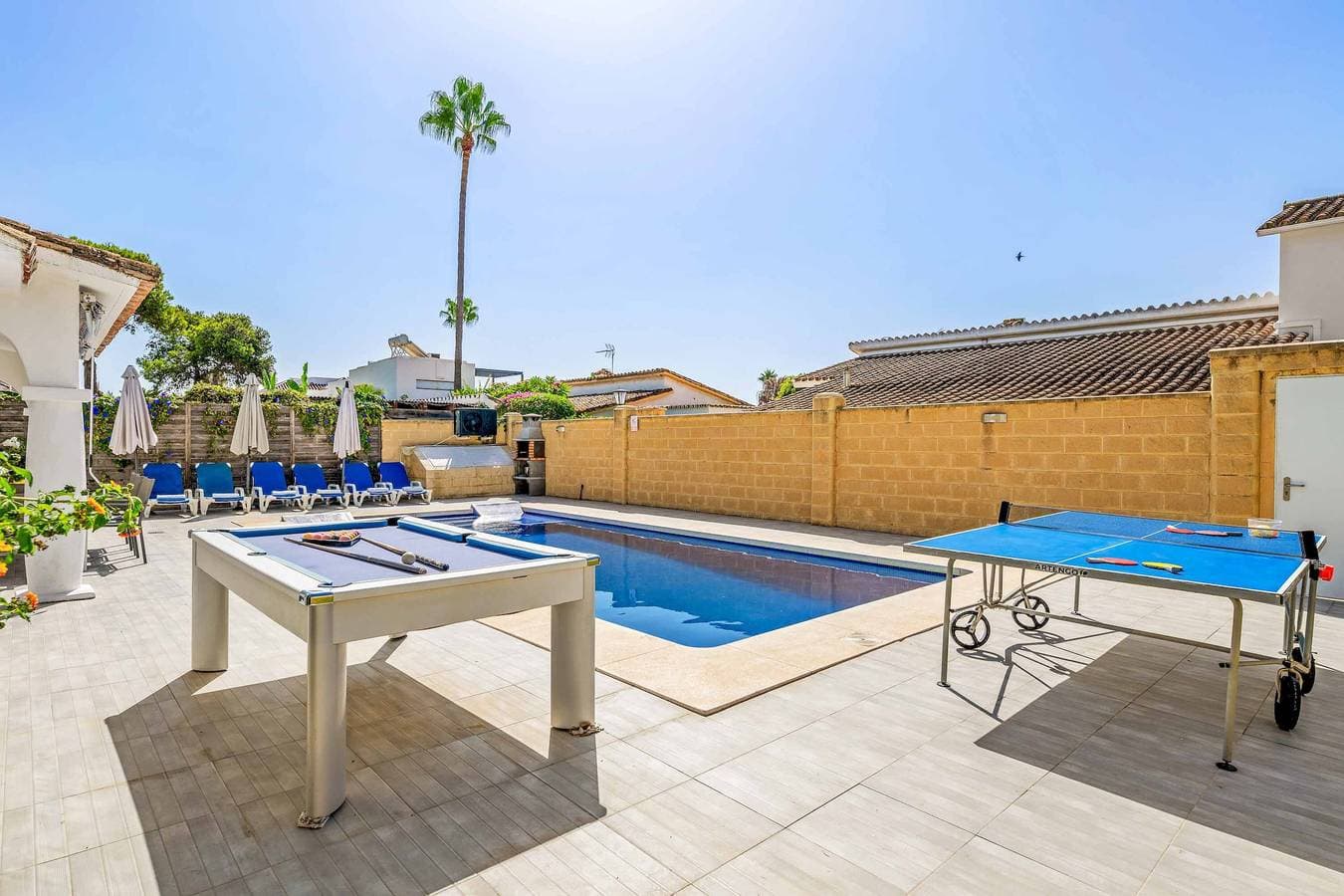 Foto 5 von 20: Villa für 8 Personen mit Terrasse