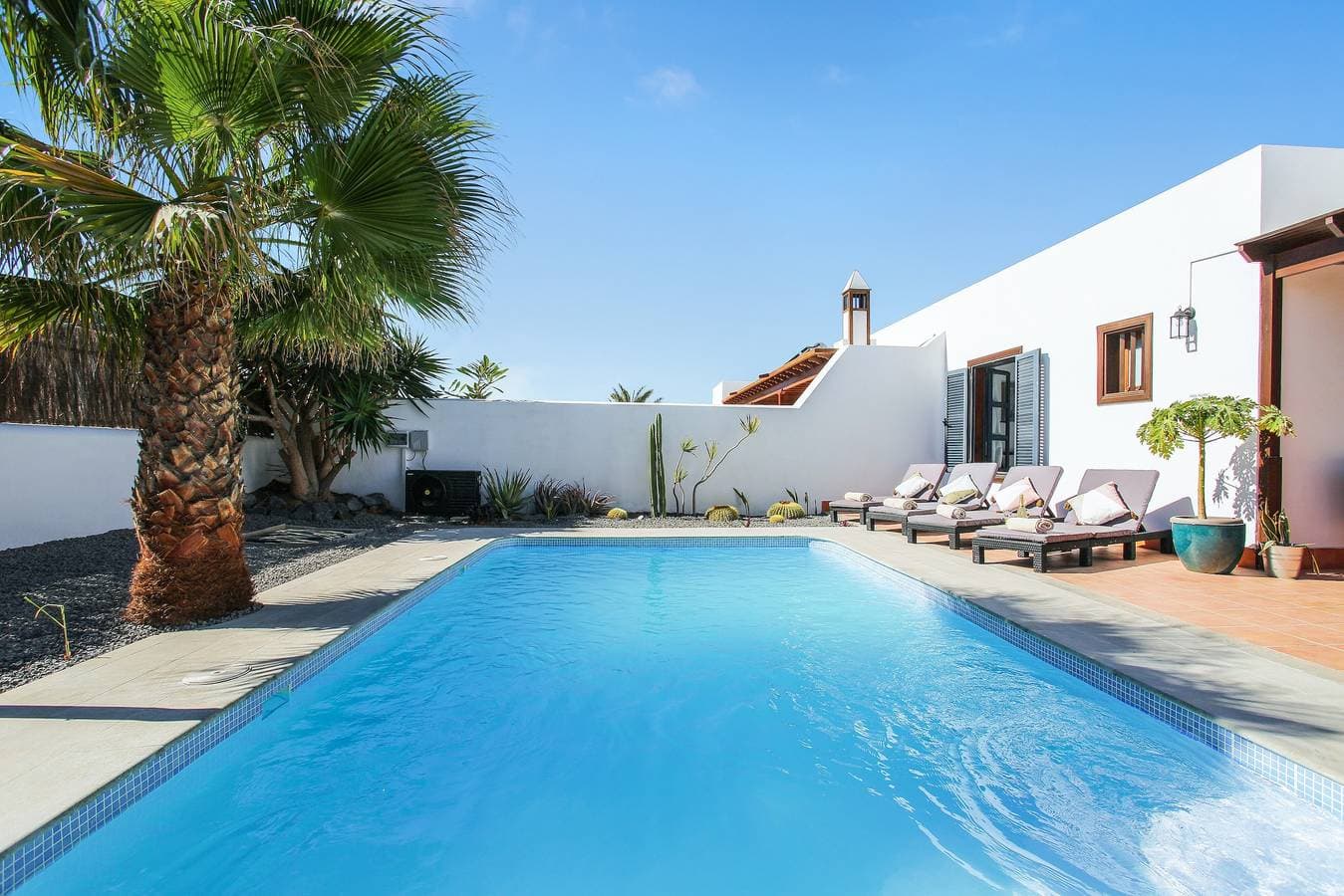 Foto 2 von 28: Ferienvilla Casa Sultana nahe Strand mit Bergblick, WLAN, Terrasse und Pool