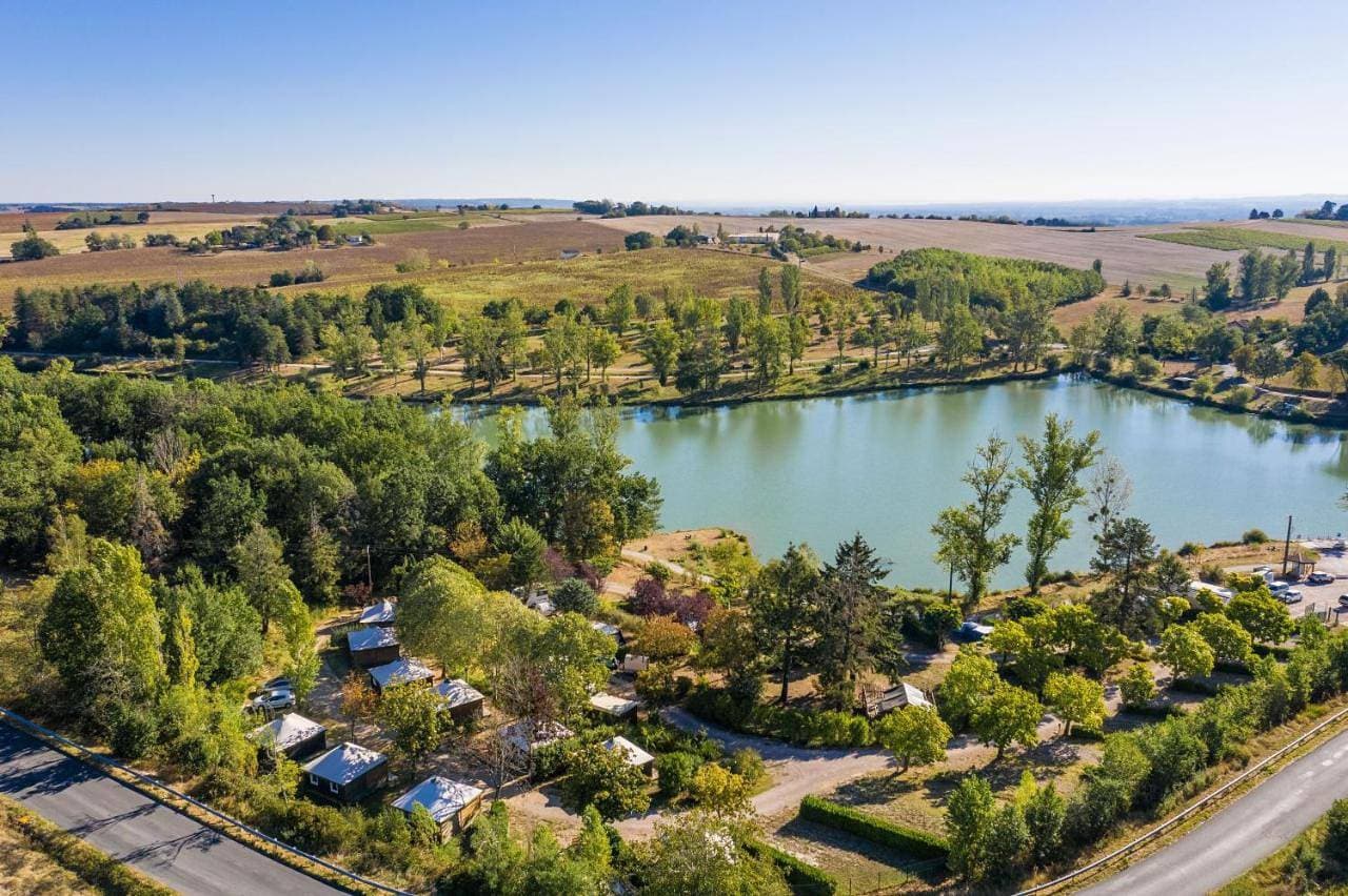 Les Auzerals camping du lac 1
