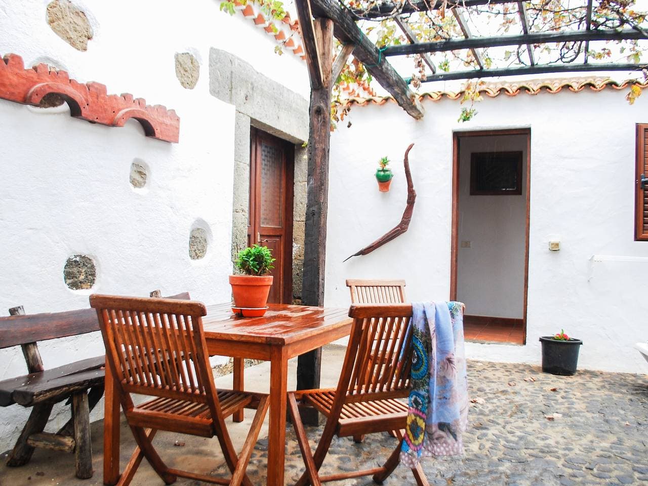 Foto 7 von 10: Charmante maison canarienne à Agüimes, 2 chambres, terrasse, wifi, proche aéroport et nature