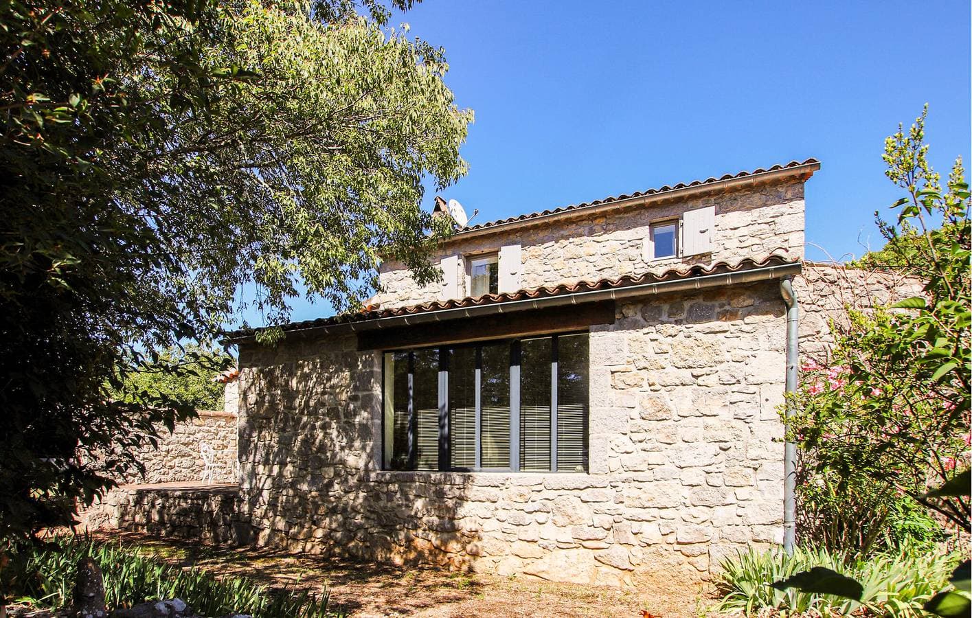 Foto 7 von 24: Reizende Ferienunterkunft mit 2 Schlafzimmern und Garten in der Nähe von Saint-Alban-Auriolles