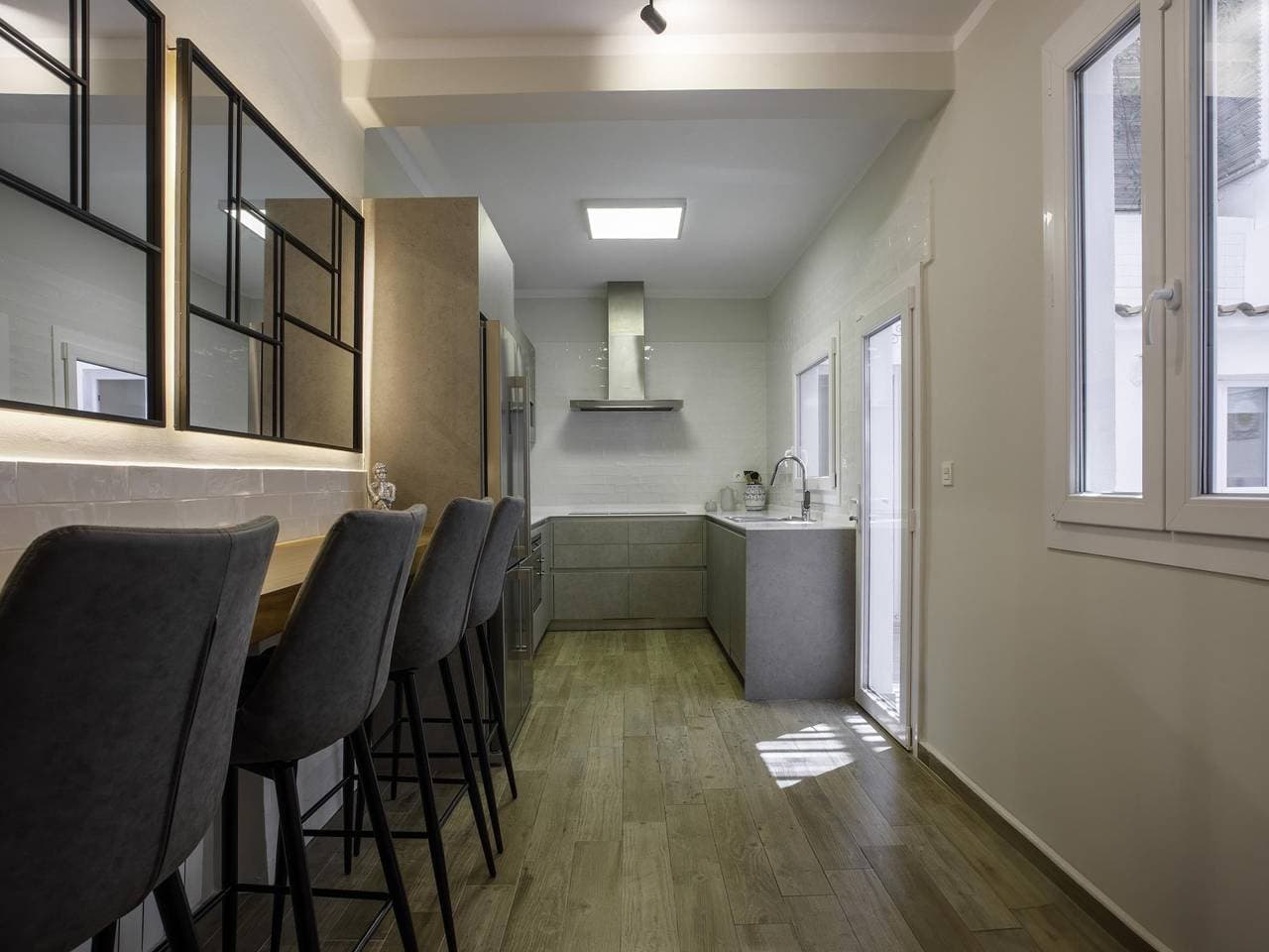 Foto 7 von 36: Ferienhaus für 10 Personen mit Pool
