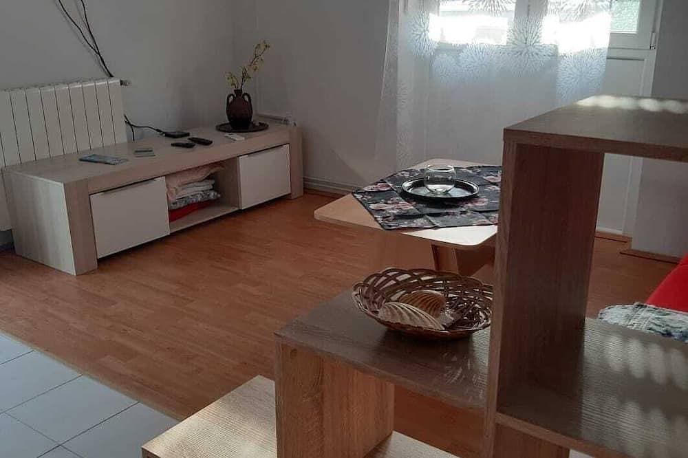 Foto 11 von 29: Ferienhaus \"Ella\" im Dorfzentrum, 12 min zum Meer! Ganzes Jahr zu mieten.