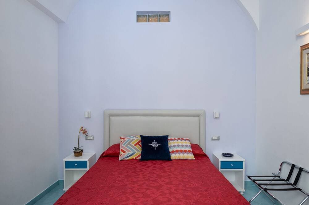 Foto 6 von 30: Grecale: atemberaubende Meerblick-Wohnung mit Patio - bis zu 5 Gäste