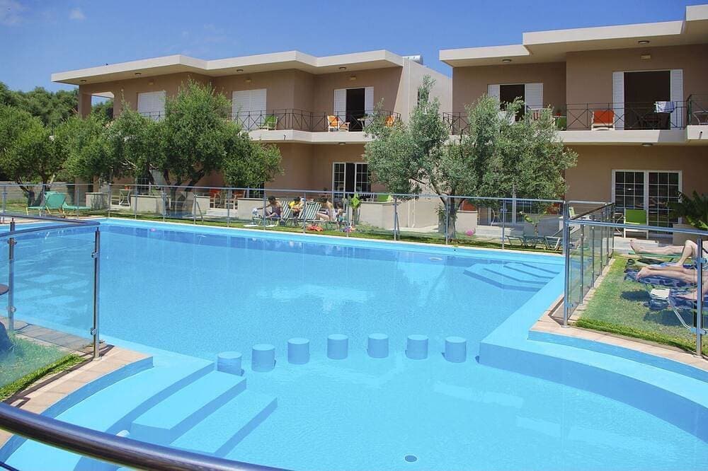 Foto 12 von 18: Cozy Apartment with Swimming Pool Near the Sea