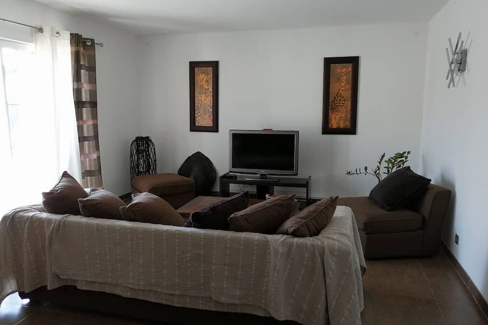 Foto 4 von 30: Villa in der Nähe der Innenstadt 6 km von den Stränden entfernt