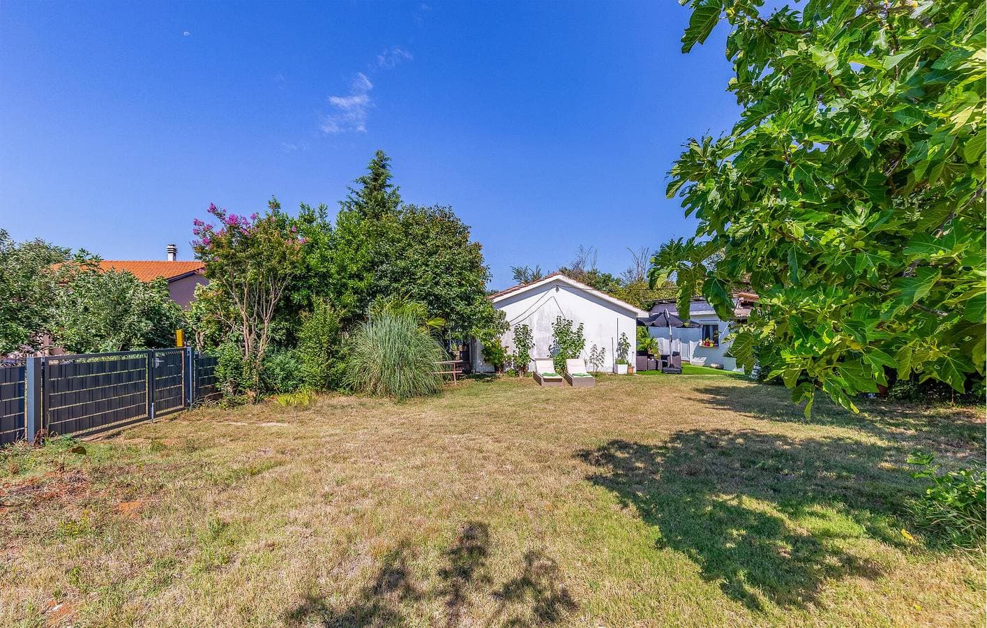 Foto 7 von 28: Gemütliche Unterkunft, 2,5 km vom Strand entfernt: WLAN, Klimaanlage, Terrasse, Parkplatz und Waschmaschine!
