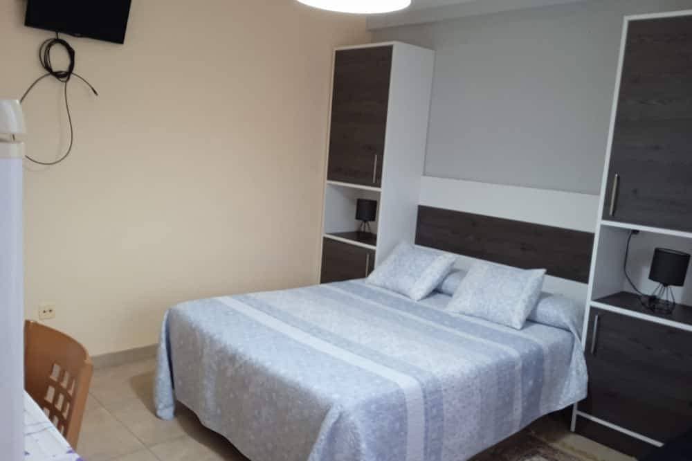 Bueu: Studio - 1   Raum - 2/3   Personen 1