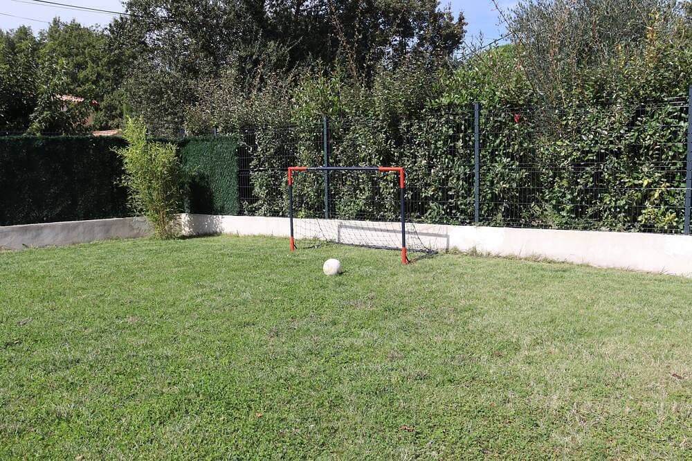 Foto 13 von 30: Villa Cezari: Klimaanlage, Pool, Spa, Massagen, Kino, Billard