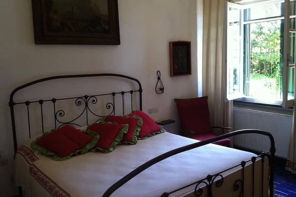 Foto 2 von 30: Luxusvilla in Tellaro, in einem Kontext von wunderschöner Schönheit, direkt am Meer.