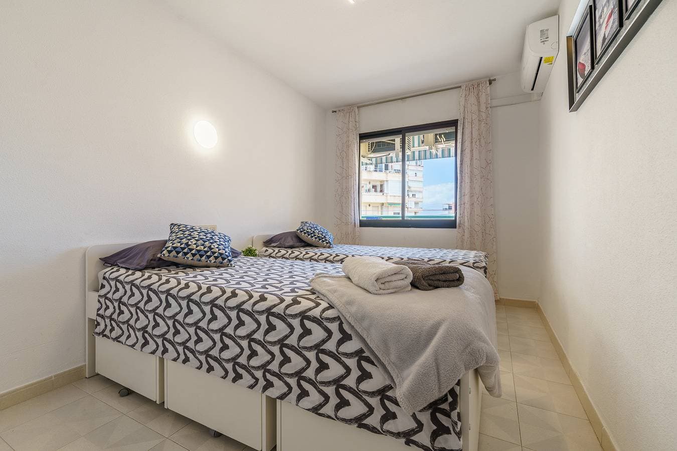 Foto 7 von 26: MalagaSuite Cozy Apartment Torremolinos