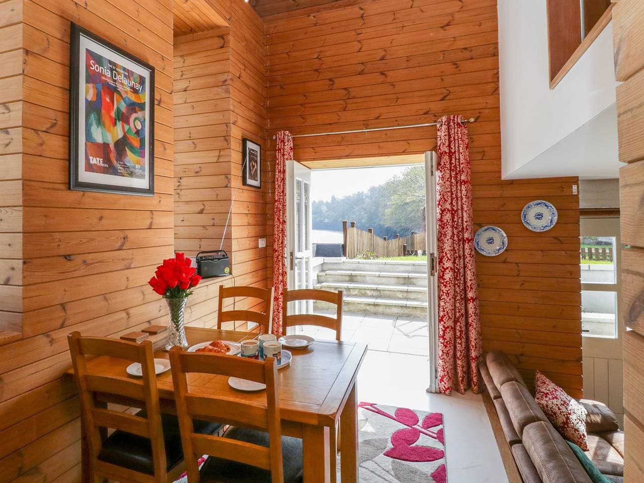 Foto 7 von 28: Cottage für 4 Personen mit Terrasse