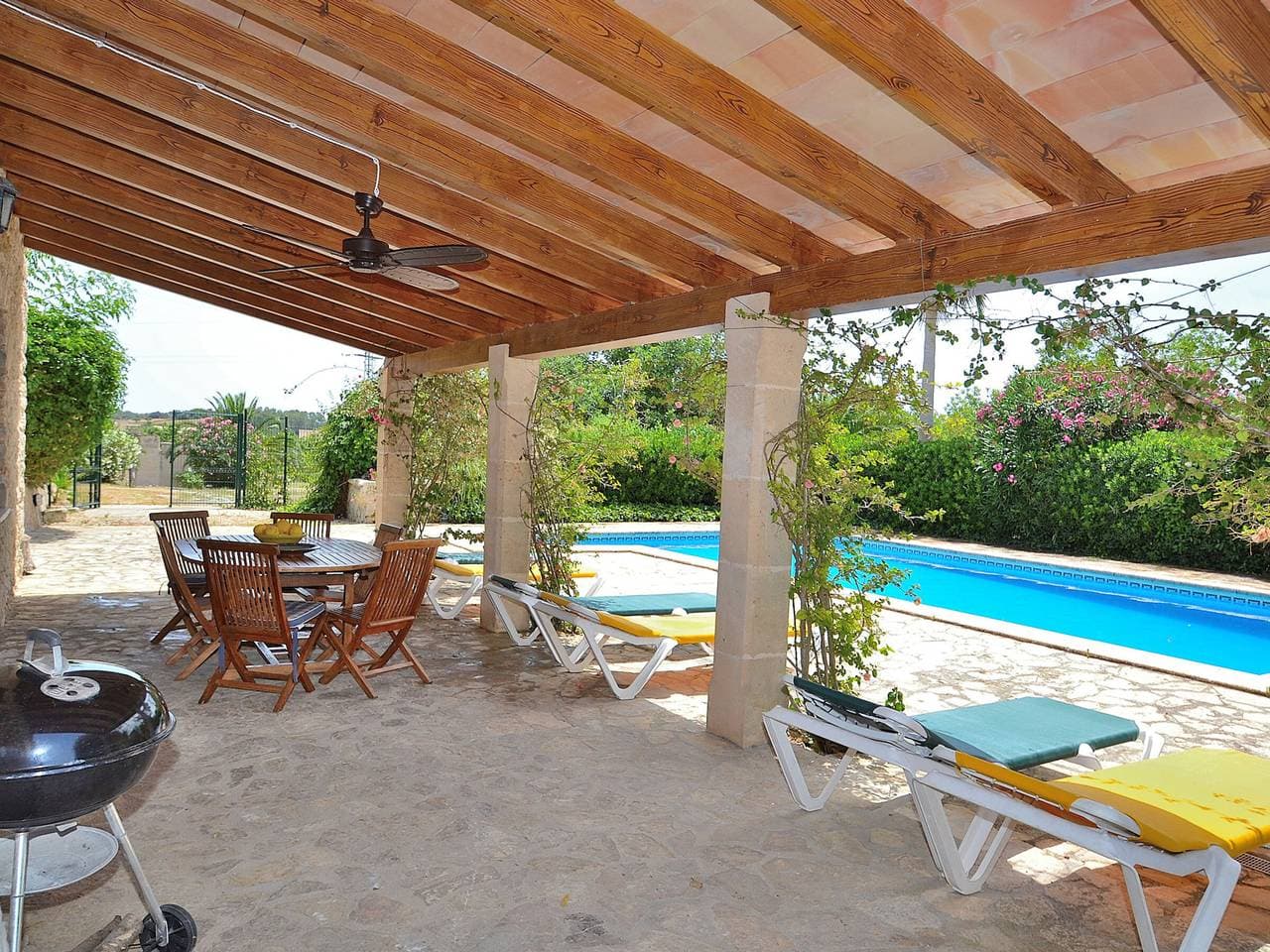 Foto 4 von 28: Ländliche Finca mit Pool und Kamin in Lloret de Vistalegre