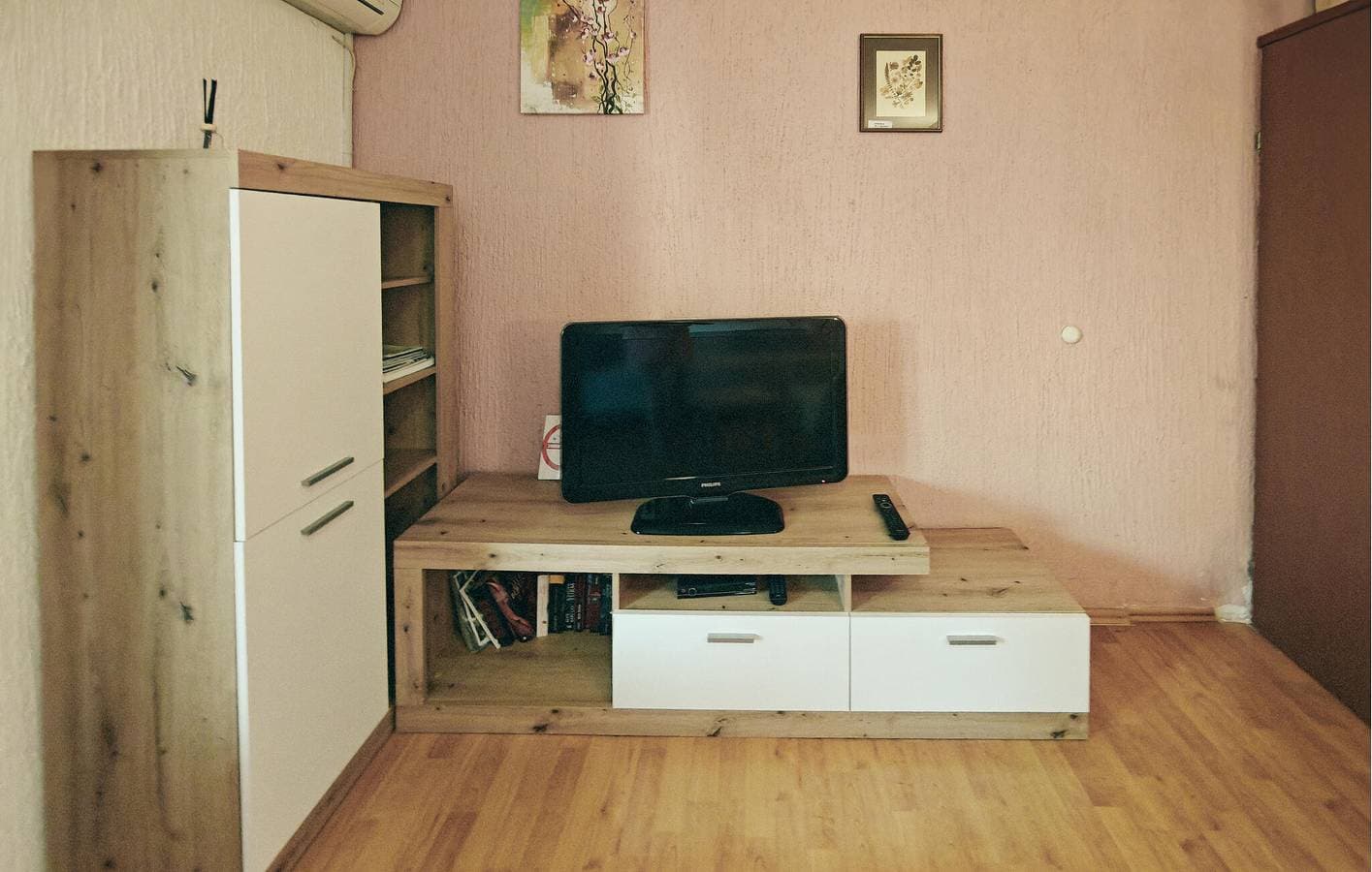 Foto 5 von 22: Apartment mit Meerblick, Terrasse, WLAN und Parkplatz in der Nähe des Stadtzentrums von Musalez