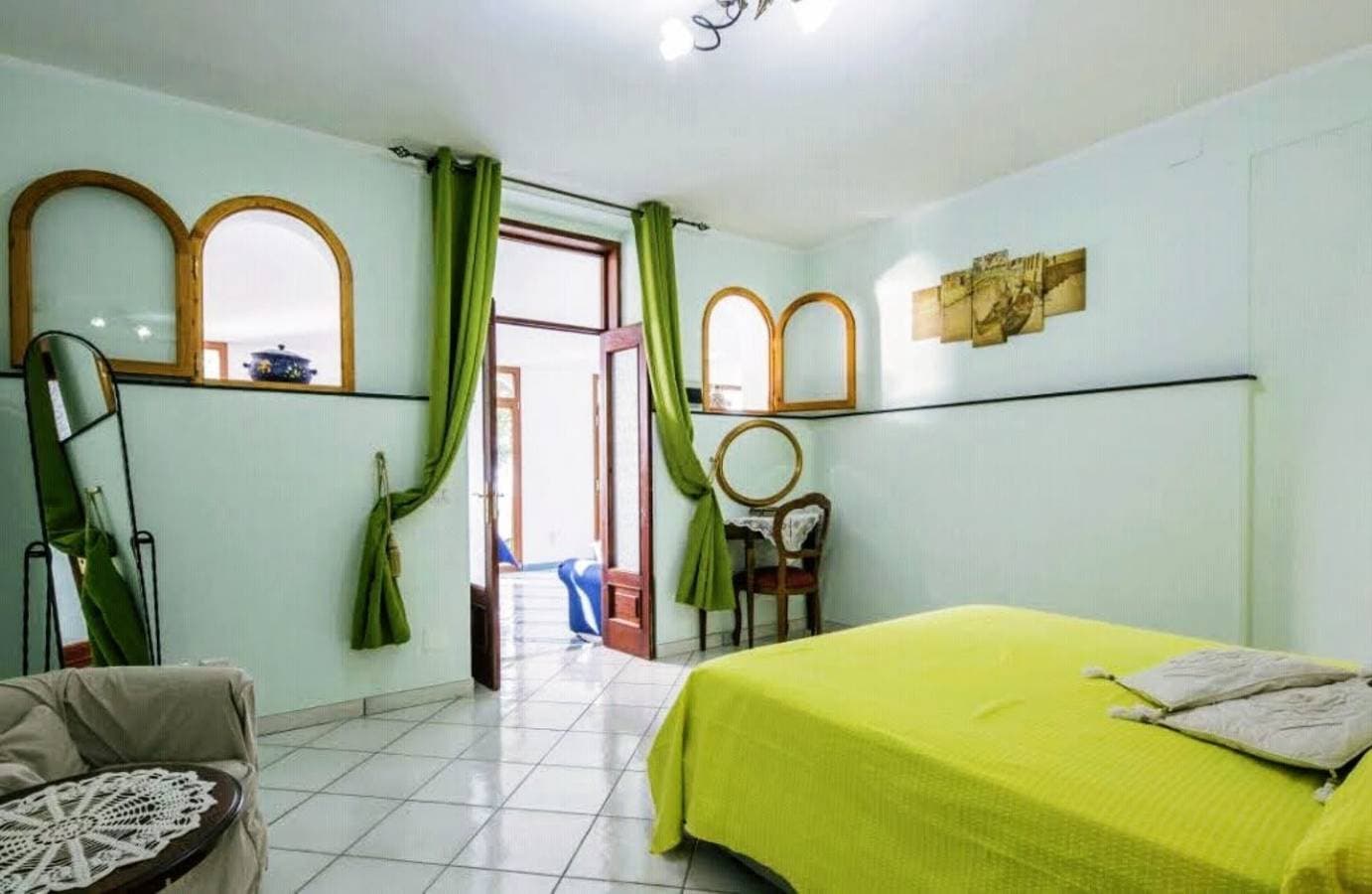 Foto 10 von 36: Villa für 8 Personen mit Terrasse