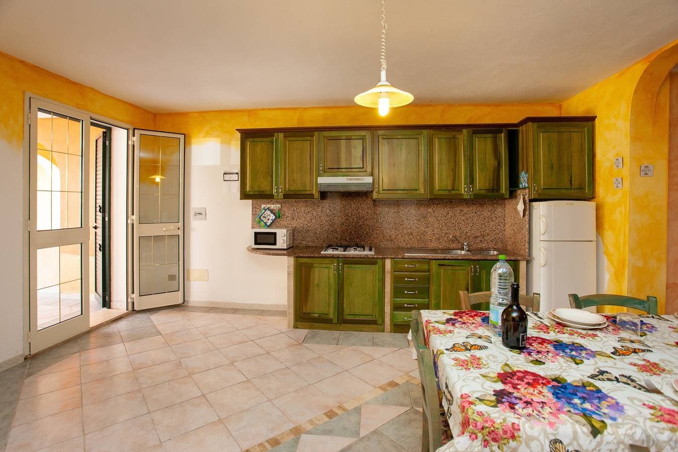 Foto 2 von 22: Ferienwohnung "Oleandro" mit Terrassen und WLAN