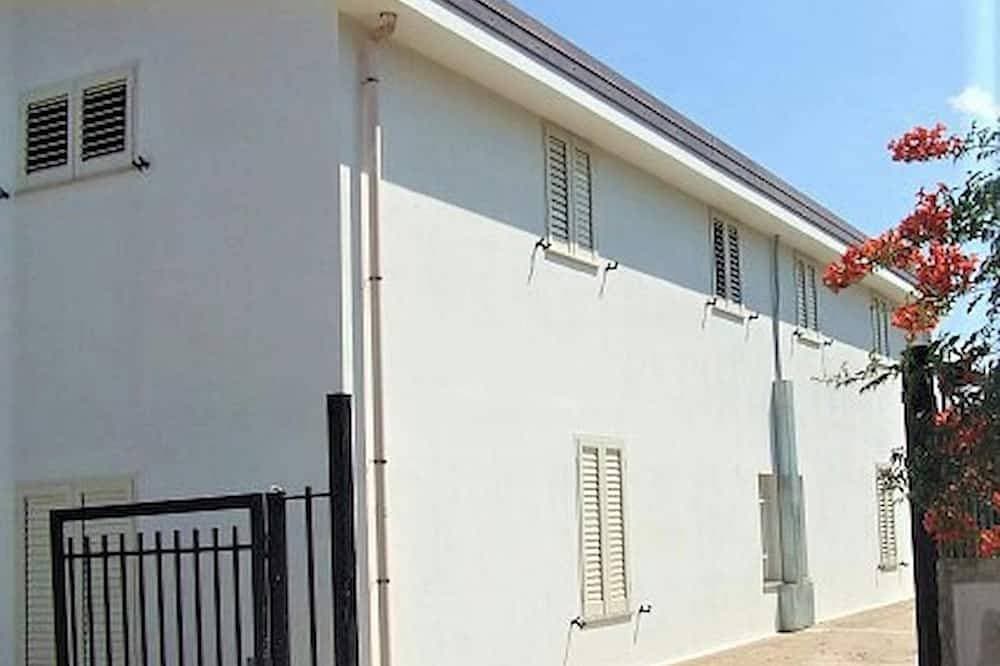 Foto 9 von 30: Villa Loddo 4 frontemare