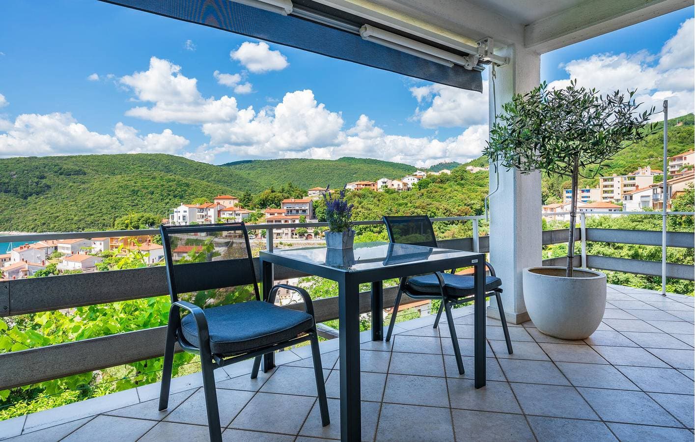Foto 6 von 21: Apartment am Strand mit Meerblick, WLAN und Terrasse – 200 m zum Strand