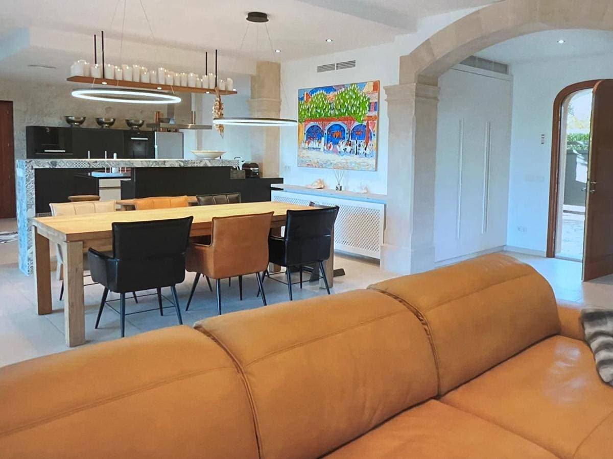 Foto 4 von 25: Three-Bedroom Villa