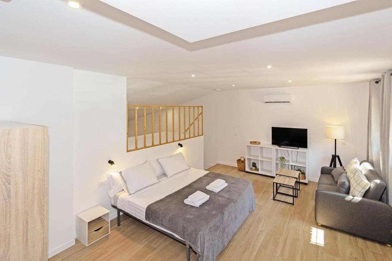GuestReady - Beautiful loft in Valencia 1