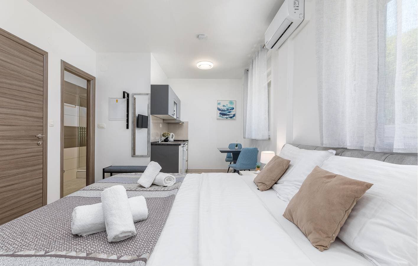 Charmantes Apartment mit WLAN und Blick auf die Landschaft in der Nähe der Küste und von Restaurants 1