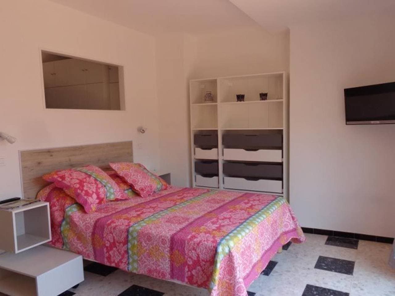 Foto 5 von 10: Gemütliche F1-Wohnung mit Terrasse, Garage und Aufzug - Zentrumsnah in Amélie-les-Bains