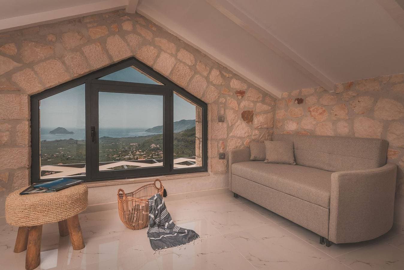 Foto 12 von 39: Luxury Zante Villa | Villa Zinos | Private pool | Sleeps 10 | Lithakia
