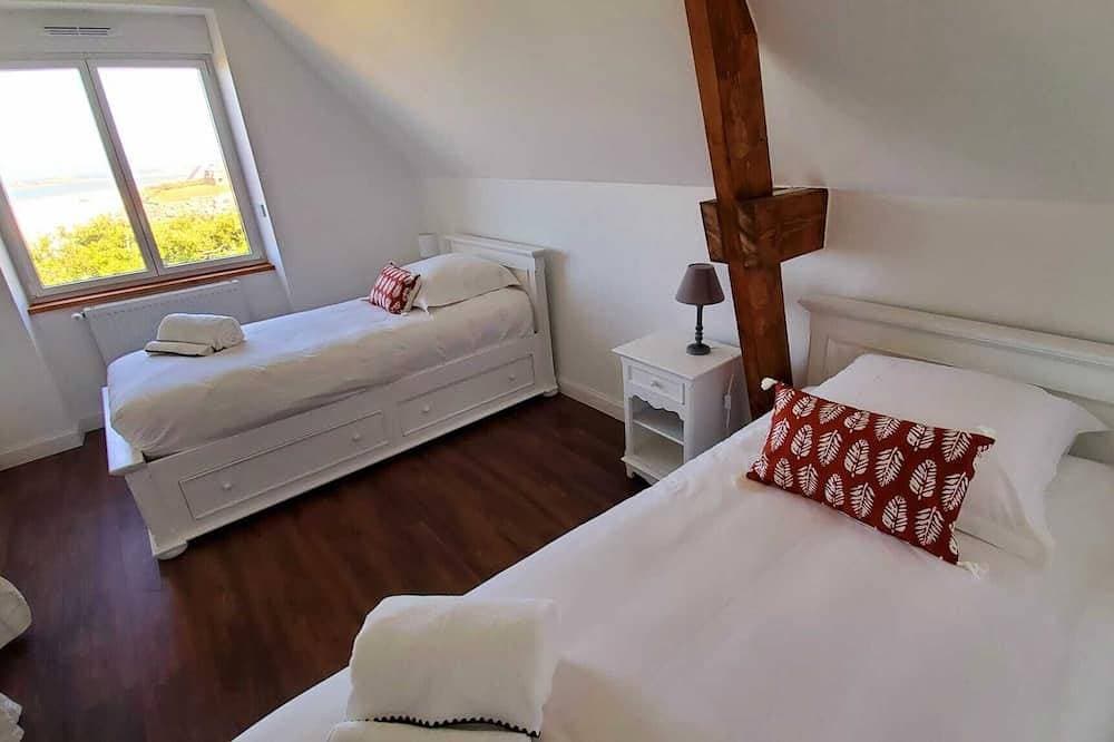 Foto 8 von 30: Le Brise-Lames, privater Zugang zum Strand, Meer blick  fur 8 personen