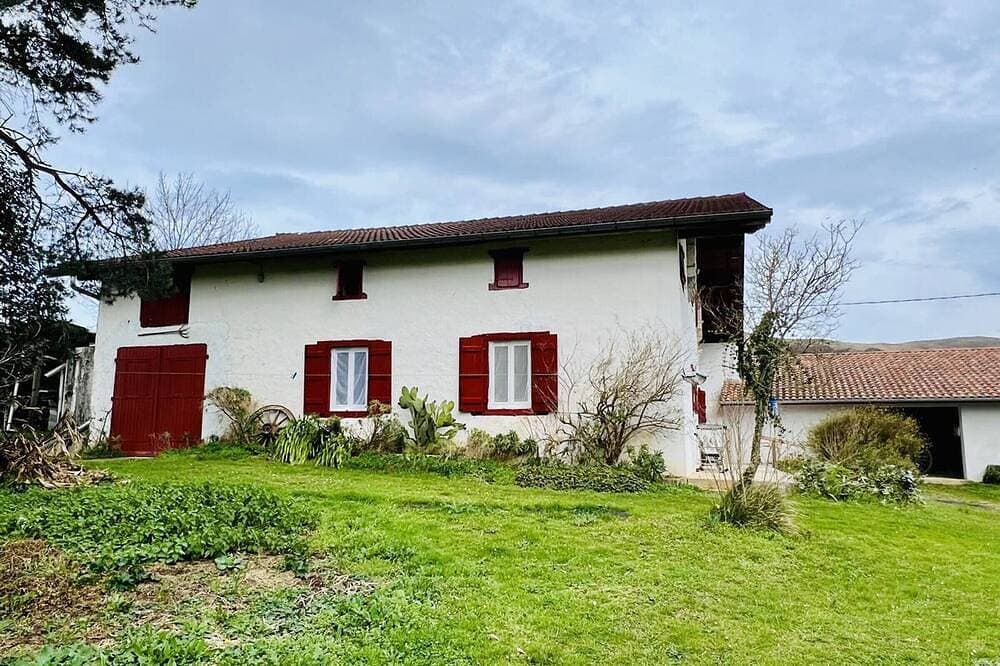 Foto 13 von 20: Charmantes Haus in Louhossoa, 6 Personen - Garten & Kamin
