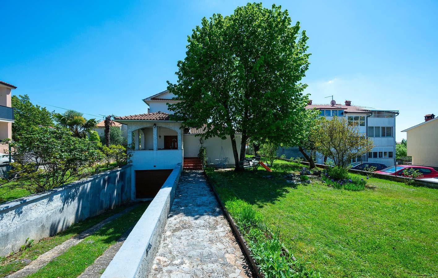 Foto 3 von 37: Charmante 2-Zimmer-Wohnung mit Terrasse, WLAN und Parkplatz in Žminj
