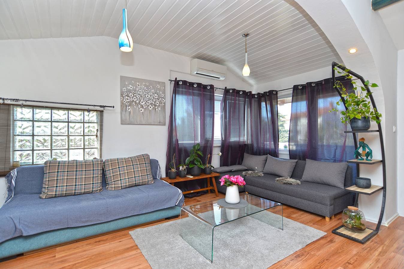 Foto 11 von 36: Ferienwohnung für 5 Personen mit Terrasse