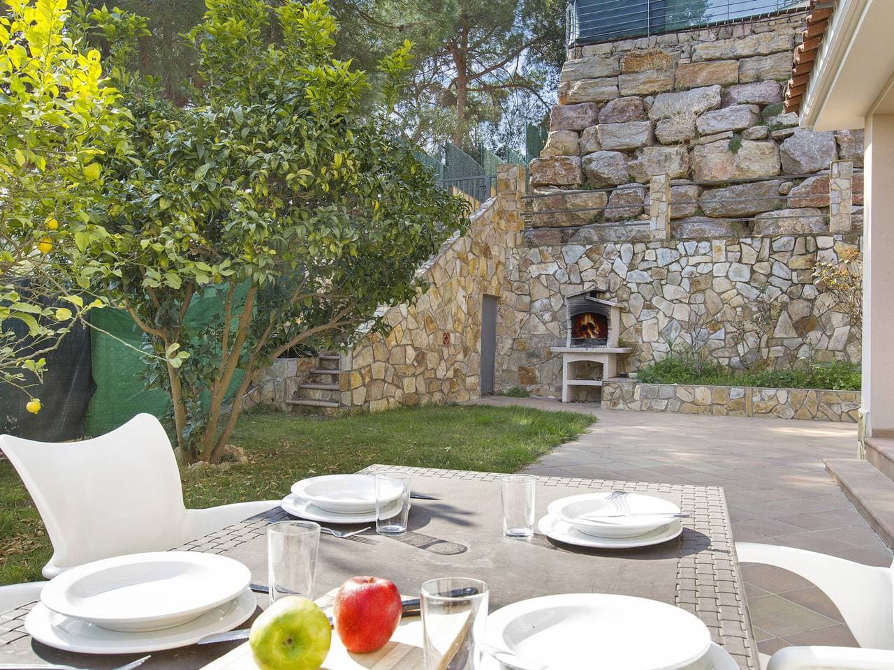 Foto 3 von 19: Villa à Lloret de Mar avec Piscine Privée, 6 Personnes, Parking, Proche de Cala Canyelles