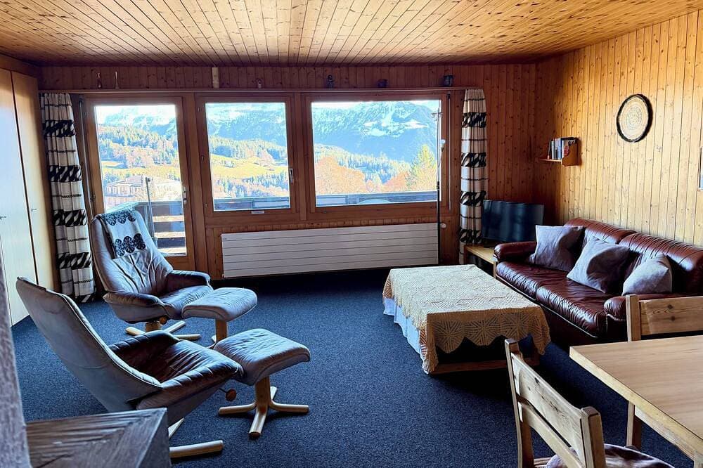 Foto 5 von 13: Chalet Heide – Ferienwohnung für 4 mit traumhaftem Alpenblick in Beatenberg