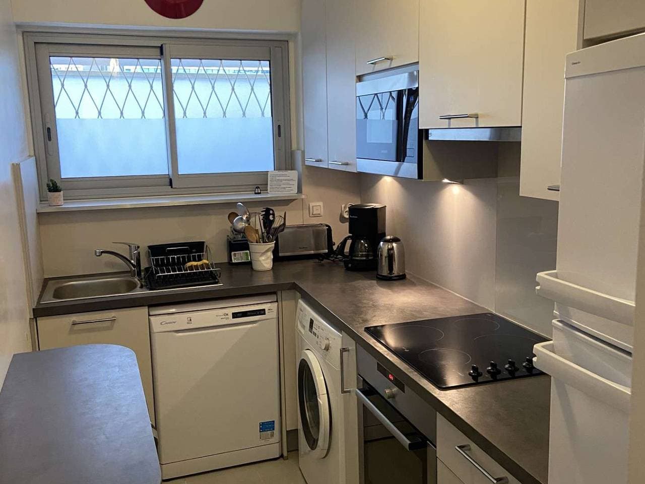 Foto 4 von 16: Erdgeschosswohnung mit Garten + Terrasse, 3-Zimmer, 4 Personen, 5 Min. zum Strand – Villeneuve-Loubet Plage