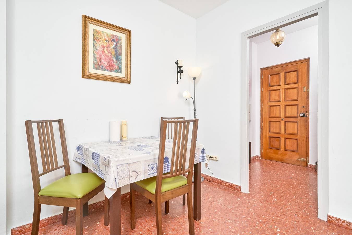 Foto 4 von 25: Ferienwohnung 'Apartamento 1a línea La Herradura' mit Meerblick, WLAN & Klimaanlage