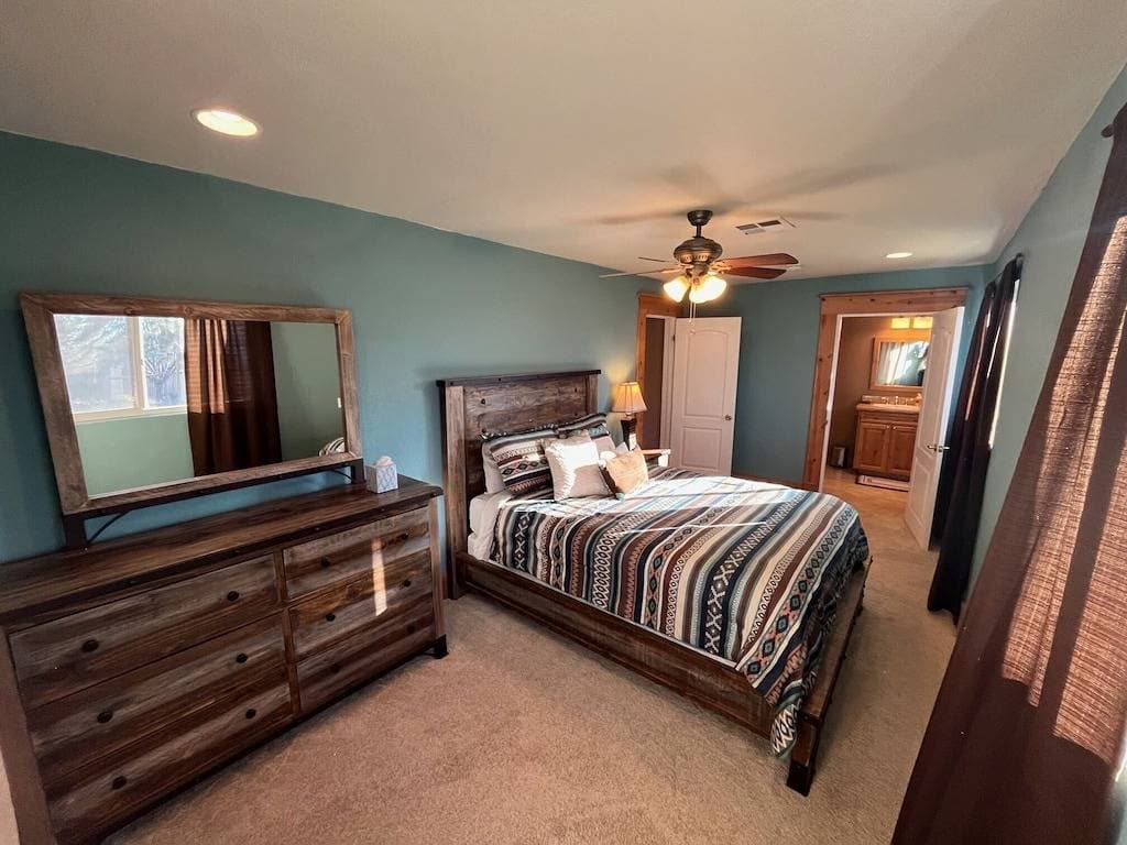 Foto 12 von 49: Riley's Retreat - Komfortables 2Bd, 2Ba Haustierfreundliches Cottage in Kanab