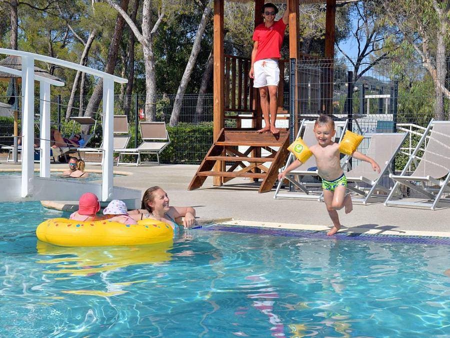 Foto 6 von 24: Camping Sélection Camping  - Bungalowzelt 4 personen - Coco Sweet (ohne Wasser, ohne sanitäre Einrichtungen)