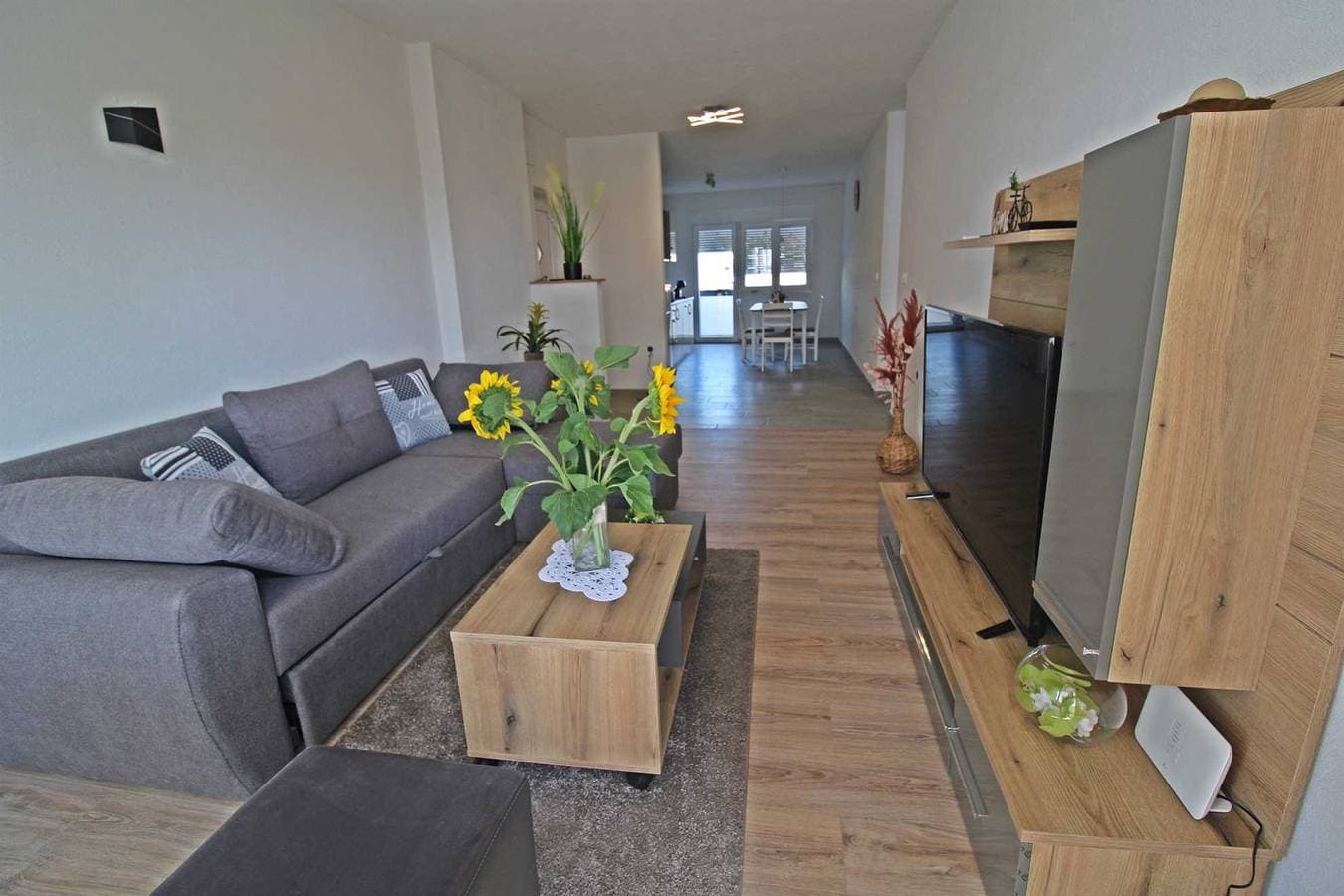Foto 2 von 19: Ferienwohnung für 4 Personen in Fažana mit Meerblick, 50 m zum Strand