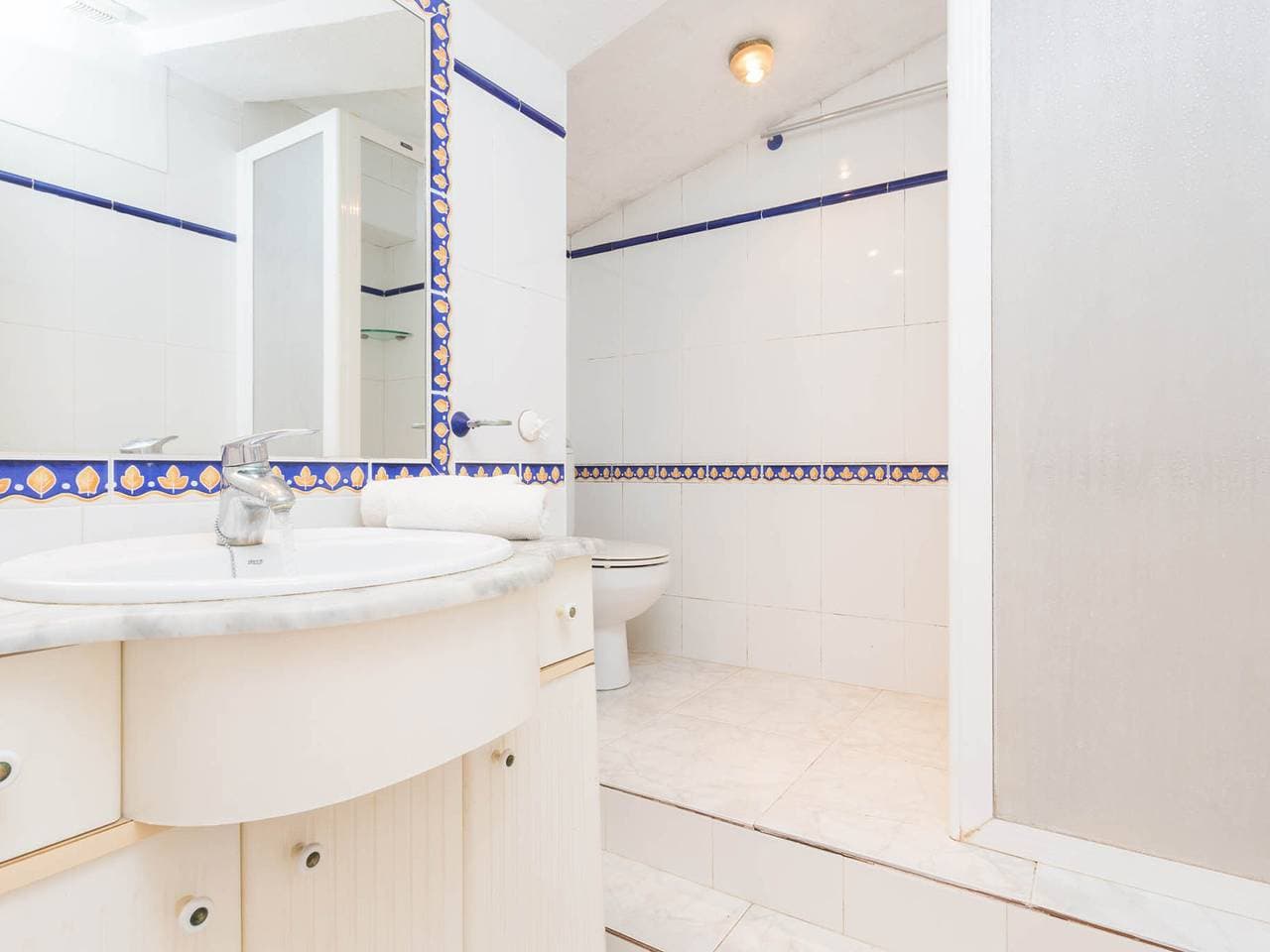 Foto 12 von 22: Dachgeschoss-Wohnung mit Terrasse und Parkplatz in Calella de Palafrugell