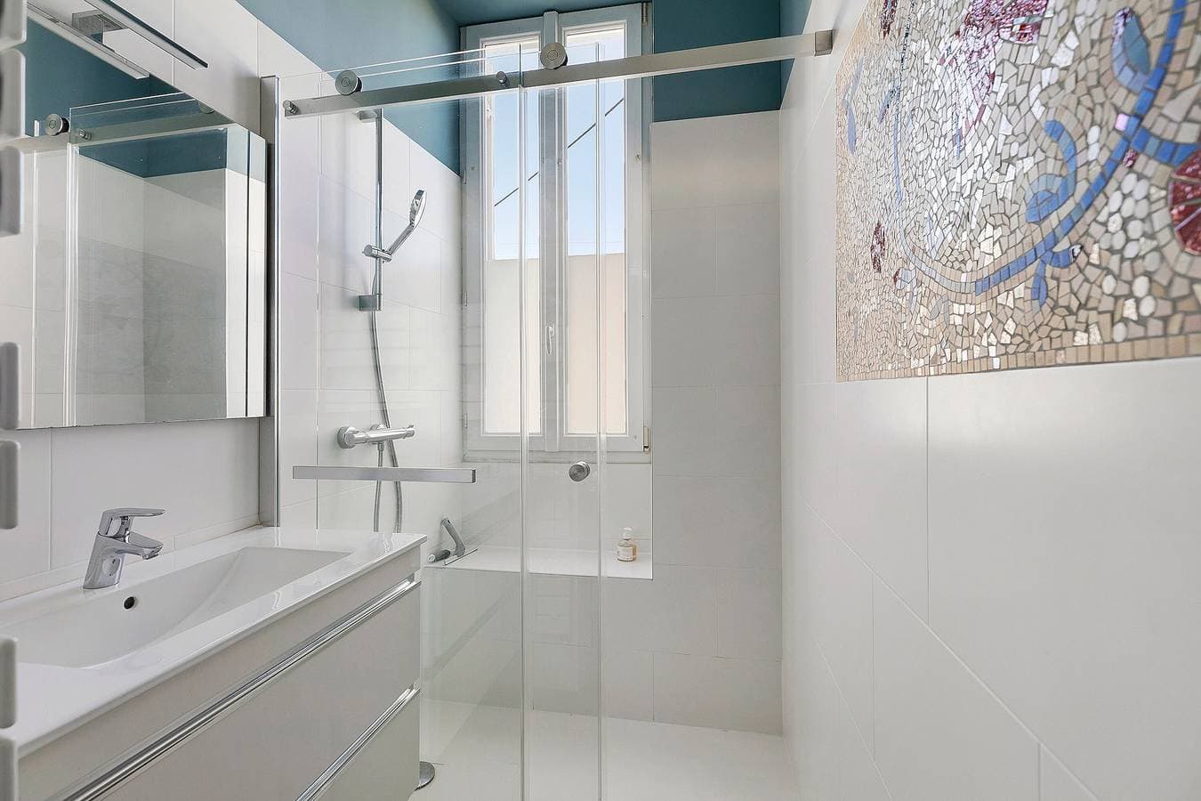 Foto 4 von 24: Quartier de la Madeleine – Ruhiges Zimmer nahe Zentrum, Uco, Esa & Schwimmbad