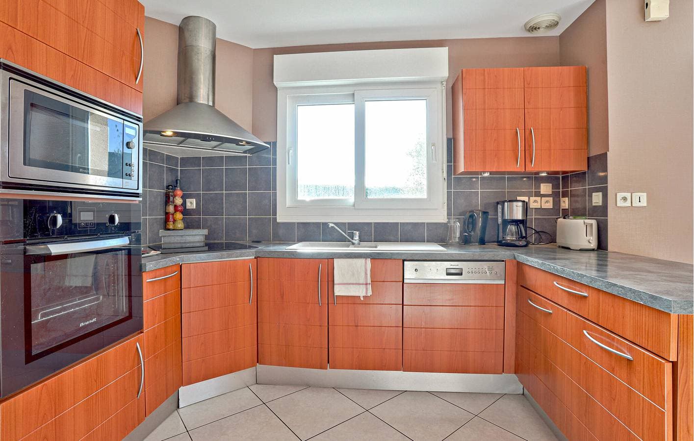 Foto 13 von 27: Apartment mit Meerblick, Garten, WiFi & Parkplatz, Courtils 300m