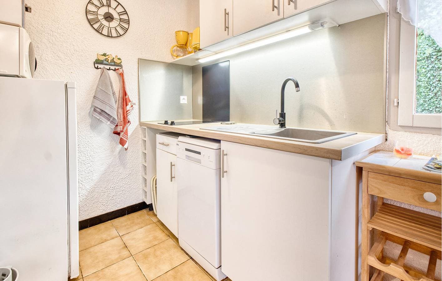 Foto 7 von 27: Gemütliche Wohnung mit Pool und Garten, 1,5 km von Saint-Crépin-et-Carlucet entfernt
