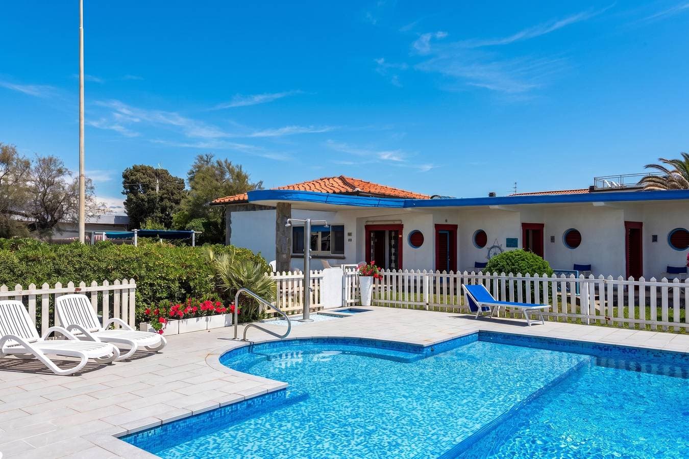 La Casina Del Pescatore On the Beach 1