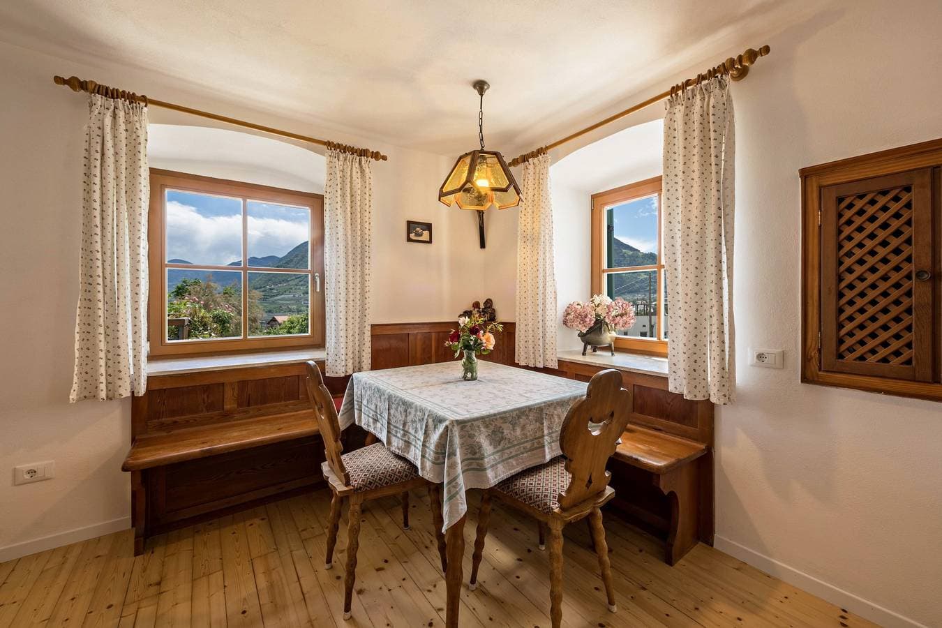 Foto 13 von 22: Ferienwohnung "Golserhof" mit WLAN, Terrasse & Bergblick