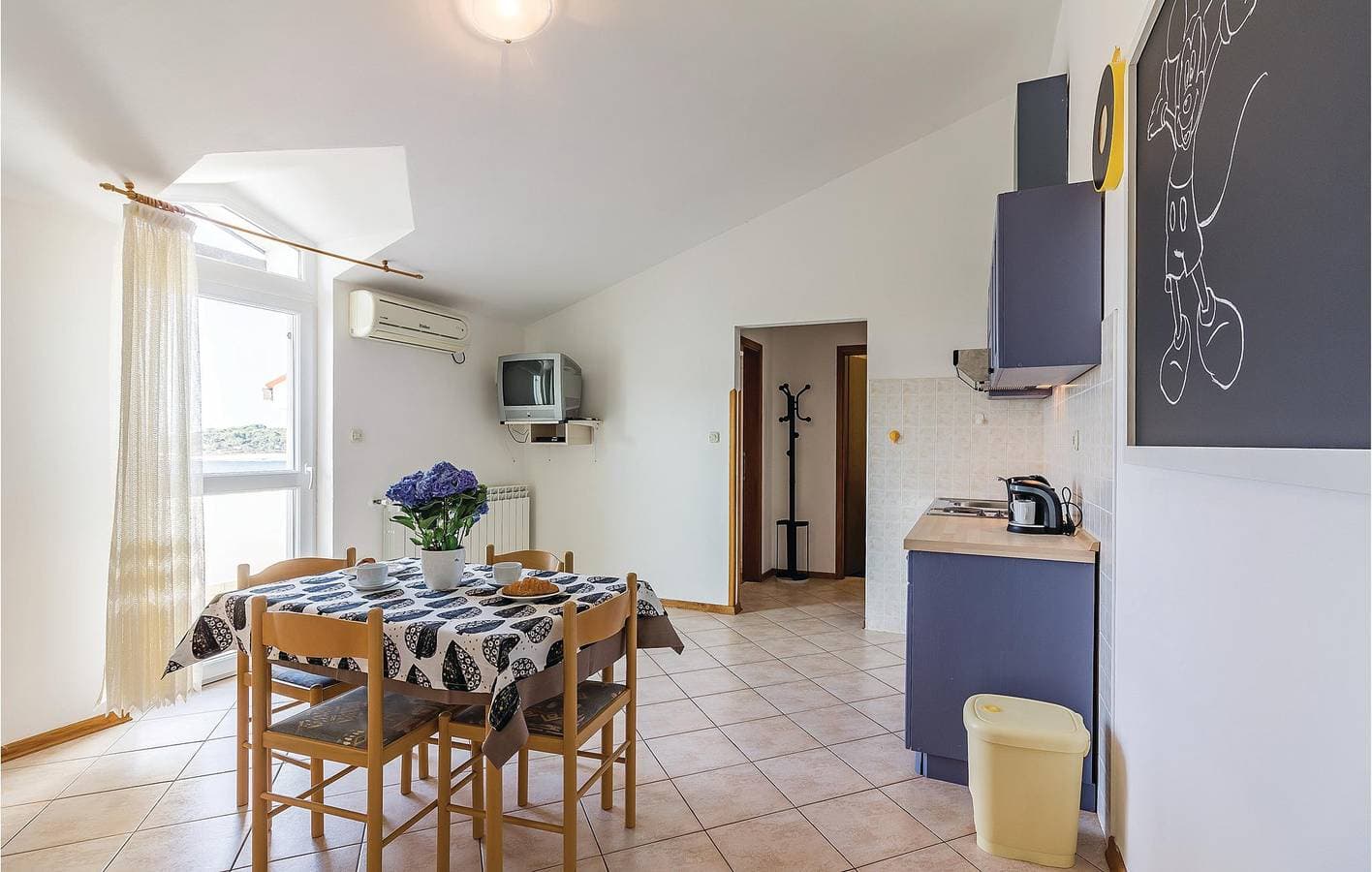 Foto 9 von 22: Gemütliches Apartment mit Meerblick, Terrasse, WLAN und Parkplatz – 1 km vom FKK-Strand entfernt