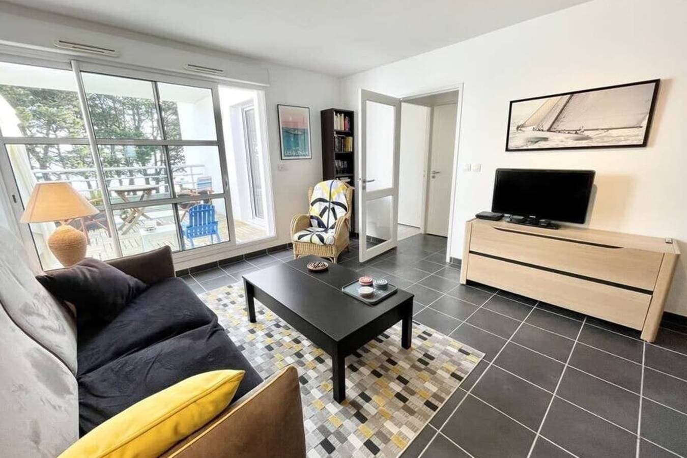Foto 2 von 23: Ferienwohnung für 4 Personen mit Balkon