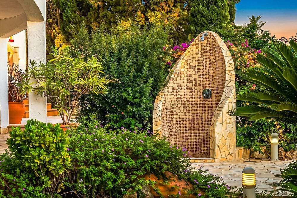 Foto 6 von 30: Mediterranes Ferienhaus mit schönem Meerblick in Costa de la Calma auf Mallorca