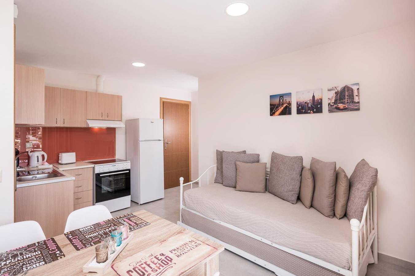 Foto 6 von 82: Ferienwohnung für 5 Personen mit Pool